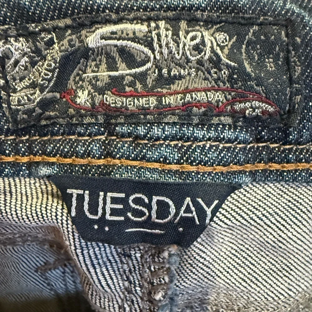 Silver Jeans Tuesday Mid Straight Jean Medium Wash Women’s Size 30x32
